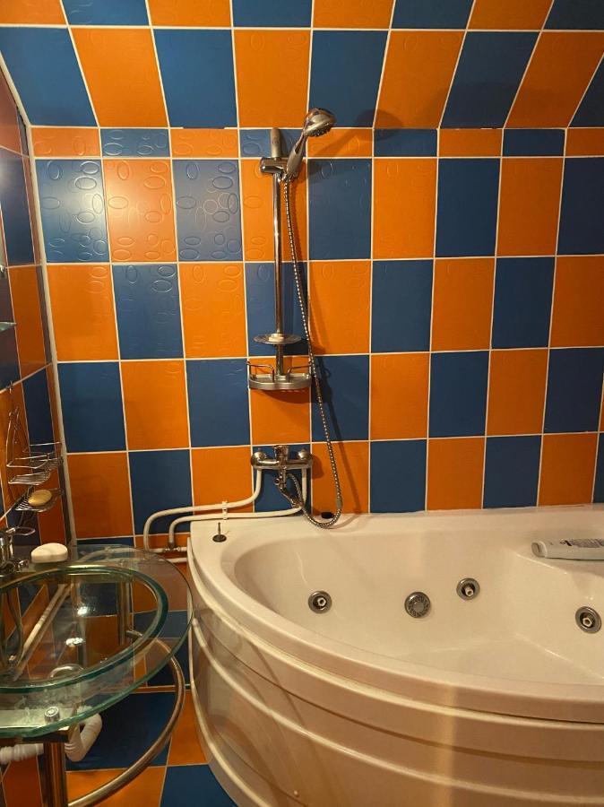הוילה Dragoslavele Casa Alesi מראה חיצוני תמונה